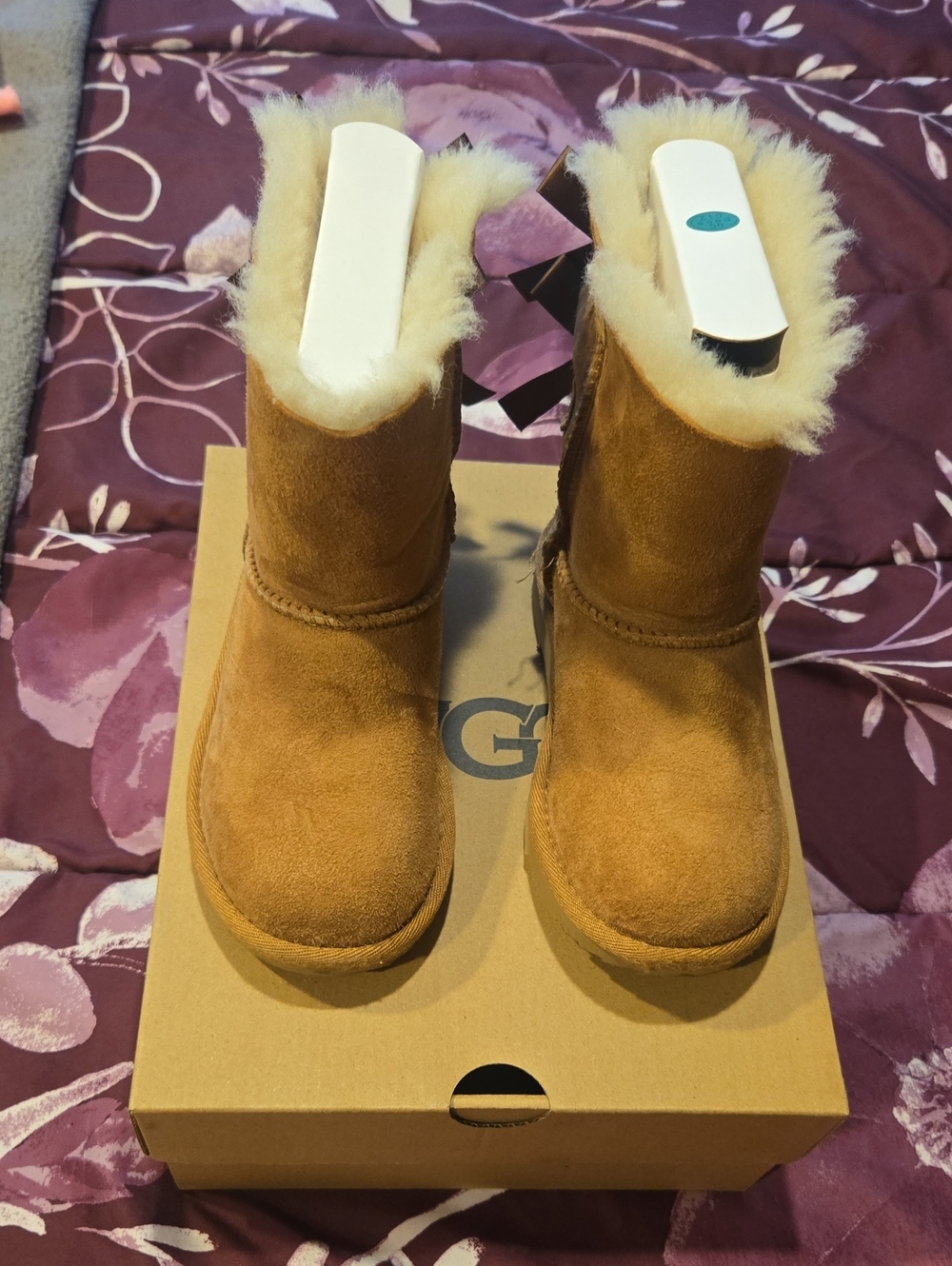 UGG Kids Chestnut Shearling-Lined Classic Boot